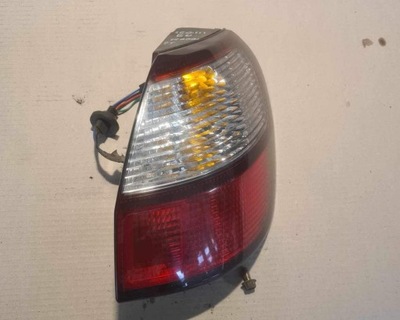 Лампа права задня subaru legacy iii фото №1