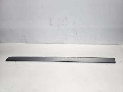 Молдинг дверь нижняя левый перед audi a4 b7 ly7g фото №1