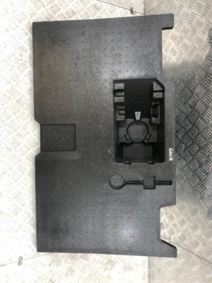 Alfa romeo giulia пенополистирол багажника 50556973 фото №1