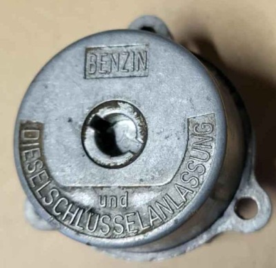 917/2 колодка замка запалювання mercedes 123 w123 8 pinów 8284 фото №1