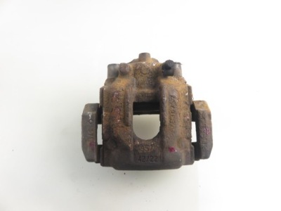 Супорт правий задня bmw x3 e83 2.0 d 150 фото №1