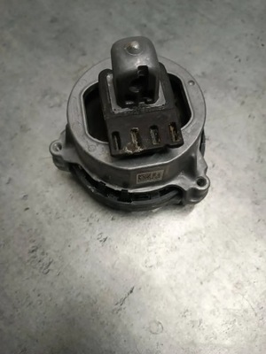 Подушка двигуна bmw 5 g30 g31 фото №1
