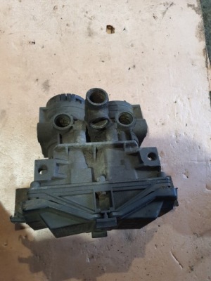 Клапан релейный magnum renault ebs фото №1