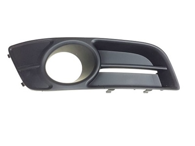 Corolla e12 04-07 заглушка протитуманна фара бампер перед p фото №1