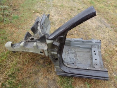 Лонжерон підкрилок alfa romeo mito ліва передня фото №1