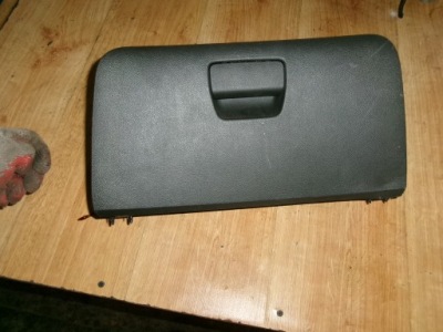 Opel karl бардачок пассажира europa фото №1