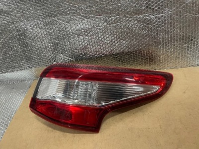 Nissan qashqai j11 лампа права задня задня euro фото №1