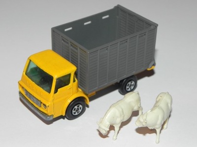 MATCHBOX SUPERFAST - DODGE CATTLE TRUCK