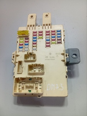 Коробка запобіжників kia sportage iii 91950-3w040 фото №1