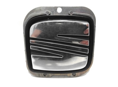 Ручка кришки емблема seat cordoba 6k0827565f фото №1