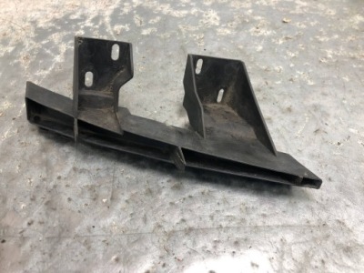 Напрямна бампера лівий перед audi q7 4l0807333 фото №1