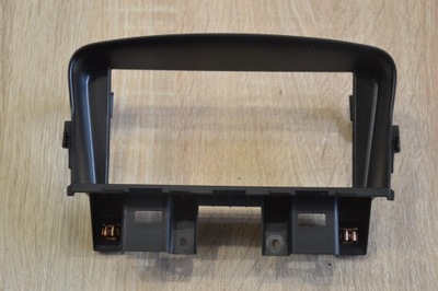 Рамка навигации chevrolet cruze фото №1