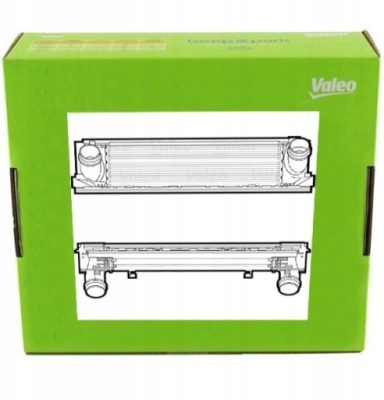 Інтеркулер радіатор повітря valeo do bmw 4 f33 420 фото №1