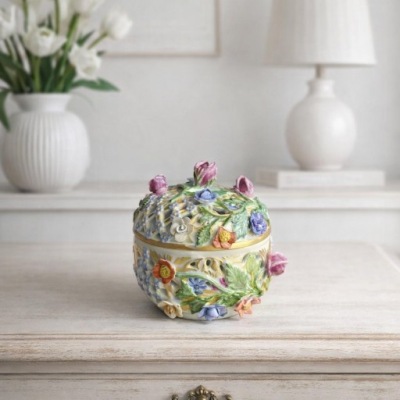 Porcelanowa Szkatułka Drezno, 1929 rok