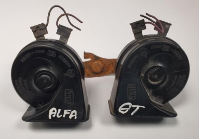 Сигнал клаксон alfa romeo gt 0055306 фото №1