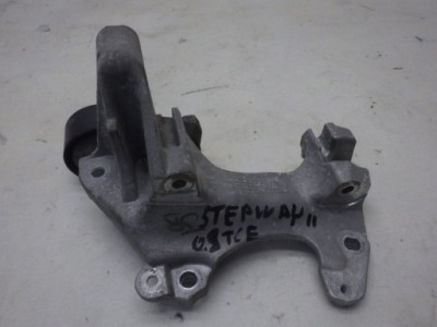 Кронштейн основание генератора sandero tce 117104394r фото №1