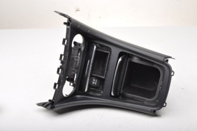 Mercedes w176 бардачок туннель a1766809700 фото №1