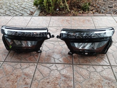 FARO DERECHA IZQUIERDA COMPLETO DIODO LUMINOSO LED SKODA KAMIQ 658  