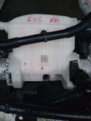 Kia ev6 бачок расширительный помпа клапан фото №1