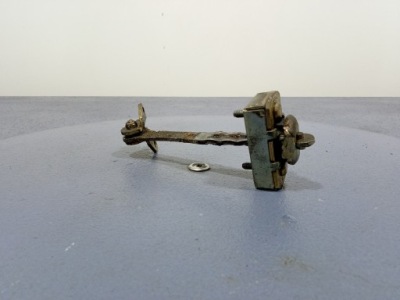 Vw lt ii sprinter w901 ограничитель дверь перед правый a9017200716 фото №1