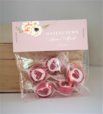 cukierki upominki serca dla gości weselnych
