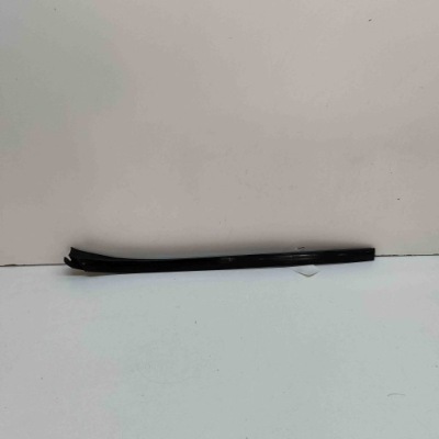 Левая молдинг вертикальная передней стекло mercedes-benz gle coupe c292 фото №1