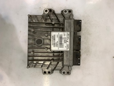 Бортовий комп'ютер двигуна renault 237100120r 237100627r фото №1