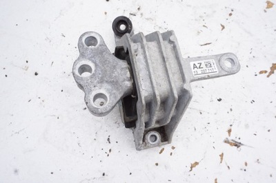 Кронштейн подушка двигателя chevrolet malibu 2.0 vcdi фото №1