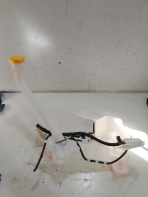 Renault captur ii clio v бачок омывателей 289100307r фото №1