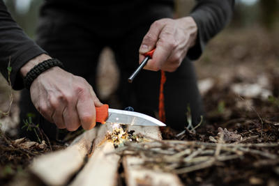 Nóż myśliwski SOLOGNAC Sika 100 Grip