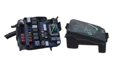 Коробка запобіжників hyundai i40 91951-3x140 фото №1