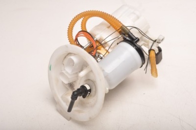 Bmw f80 m3 f82 f83 m4 насос пального паливна 2284693 фото №1