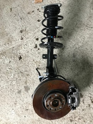 Амортизационная стойка поворотный кулак citroen c5 aircross 2.0 blue фото №1