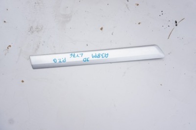 Молдинг крила правий задня audi a3 8p 8p1 3d ly7g фото №1