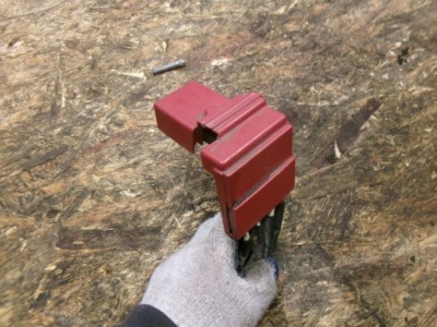 Mitsubishi lancer viii клема плюсова акумулятор фото №1