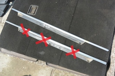 Молдинг ущільнювач двері хром перед audi q7 4l фото №1