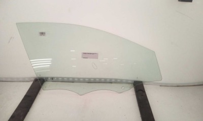 Скло бічна права передня ford focus mk4 2018- фото №1