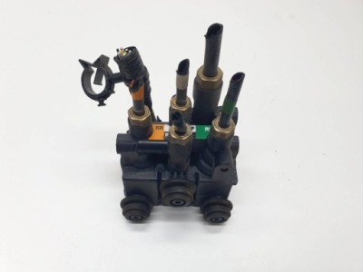 Распределитель подвеска jpla-5b710-aa range rover sport ii 2018 eu фото №1