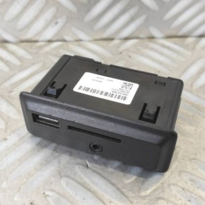 Разъём port usb aux sd renault master iv opel movano b 280233290r фото №1