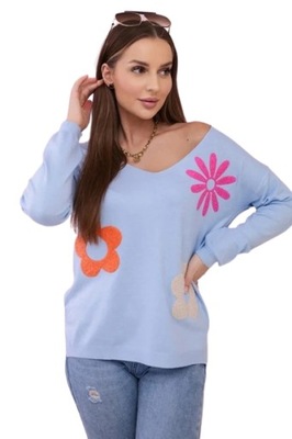 Bluzka sweterkowa z kwiatowym wzorem niebieska