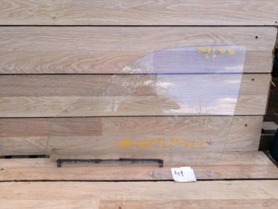 Стекло боковая дверь левый перед suzuki swift iv 98r. 5d фото №1