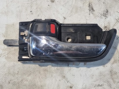 Ручка внутренняя левый перед оригинальный номер 69274-47020 69206-47020 toyota prius ii 08r фото №1