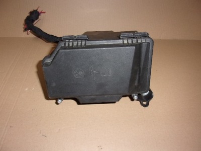 Коробка запобіжників mercedes a2055402328 фото №1