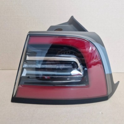 Фара led правий задній tesla 3 17-23 ідеальна фото №1