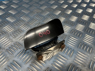 Mercedes w220 заглушка распылителя левая фото №1