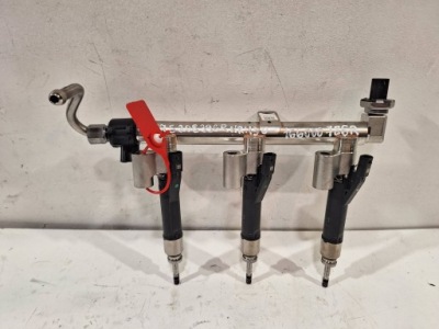 Форсунки молдинг упорскування 175208396r renault austral 1.2 e-tech 22- фото №1