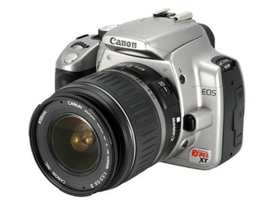 Canon EOS Rebel XT 350D 8MPix 1,8' + Canon 18-55mm F3.5-5.6 IS II 2GB 2Bat