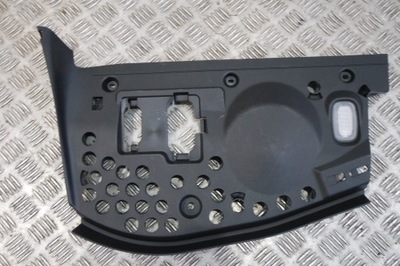 Захист консолі пластик mercedes a1666801608 фото №1