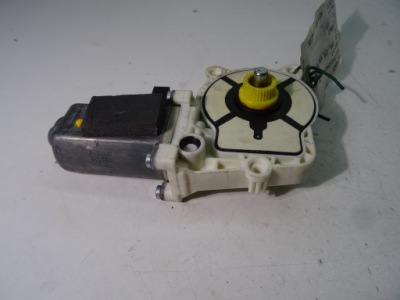 Saab 9-3 моторчик скло 12758923 . фото №1