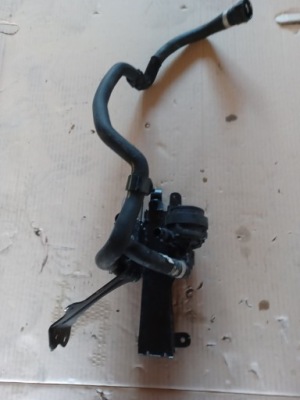 Bmw g20 g21 помпа води шланг 9890553-01 фото №1